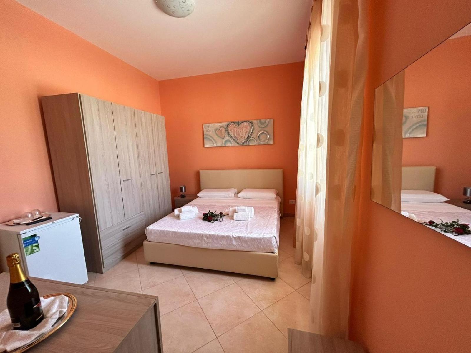 Vigna Candela Bed and Breakfast Giurdignano Esterno foto